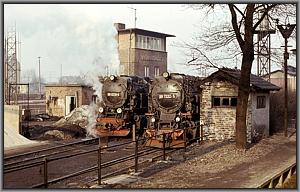 99 0238 und 99 7222 im Bw Wernigerode