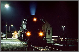 44 0305 mit P 8048 in Saalfeld