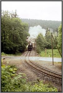 99 5906 verlt mit Gmp 69725 nach Harzgerode den Bf Alexisbad