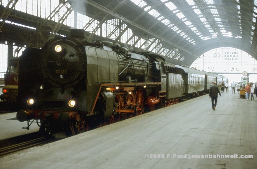 01 137 in Leipzig Hbf