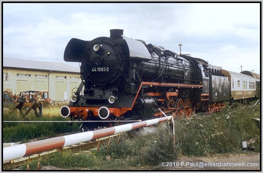 44 1093 in Erfurt Ost