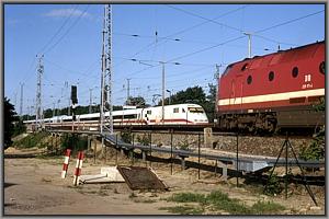 ICE 594 und Shuttle IC 11594 in Michendorf
