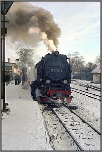 99 7246 mit P 8933 zum Brocken in Wernigerode