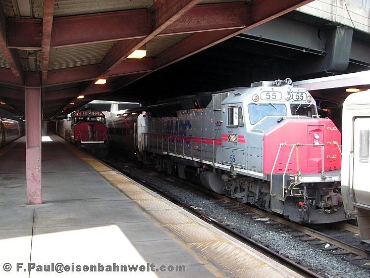 MARC-GP40WH-2 52 und 55 in Washington