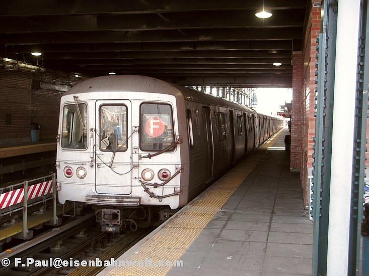 NYS-Tw 6044 in Coney Island
