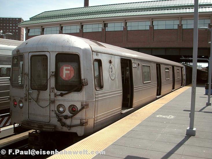 NYS-Tw 6044 in Coney Island