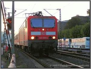 Zum Vergrößern auf das Bild klicken! Dort können Sie auch blättern und die Bildunterschriften lesen!