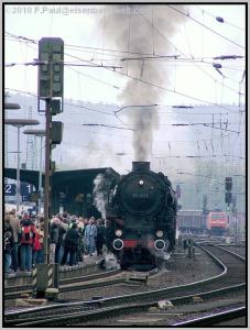 Zum Vergrößern auf das Bild klicken! Dort können Sie auch blättern und die Bildunterschriften lesen!