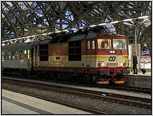 371 015 in Dresden Hbf