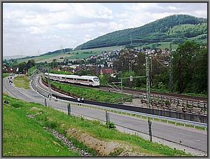 411 027 als ICE-T 27 hinter Laufach