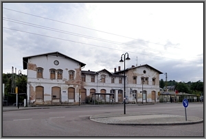 Empfangsgebäude in Cossebaude
