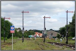 Zum Vergrößern auf das Bild klicken! Dort können Sie auch blättern und die Bildunterschriften lesen! Formsignale in Lauterbourg