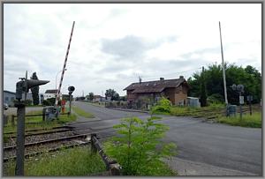 Zum Vergrößern auf das Bild klicken! Dort können Sie auch blättern und die Bildunterschriften lesen! BÜ Poste 66 in Seltz