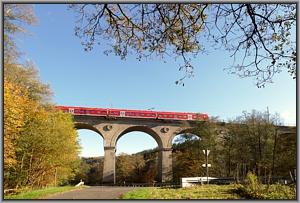 440 304/804 auf dem Sinntalviadukt